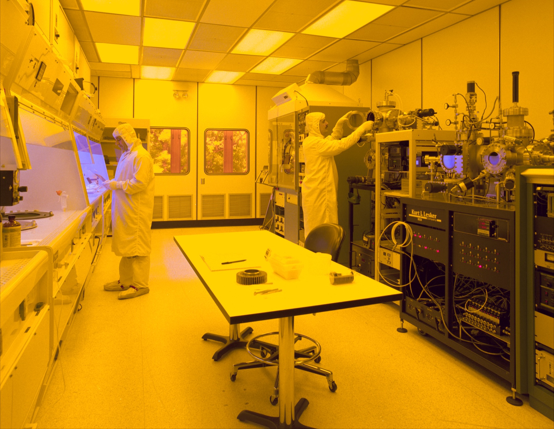 NASA semiconductor cleanroom
